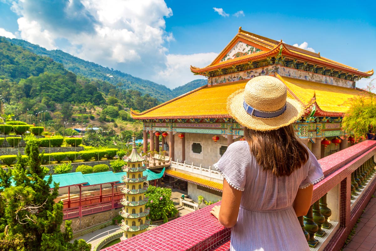 Stay Close to Top Attractions - ОЗО George Town Пенанг