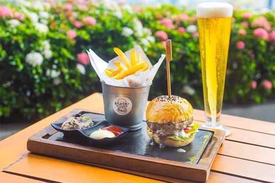 60th anniversary - Truffle Burger Set  - ОЗО Чавенг Самуи